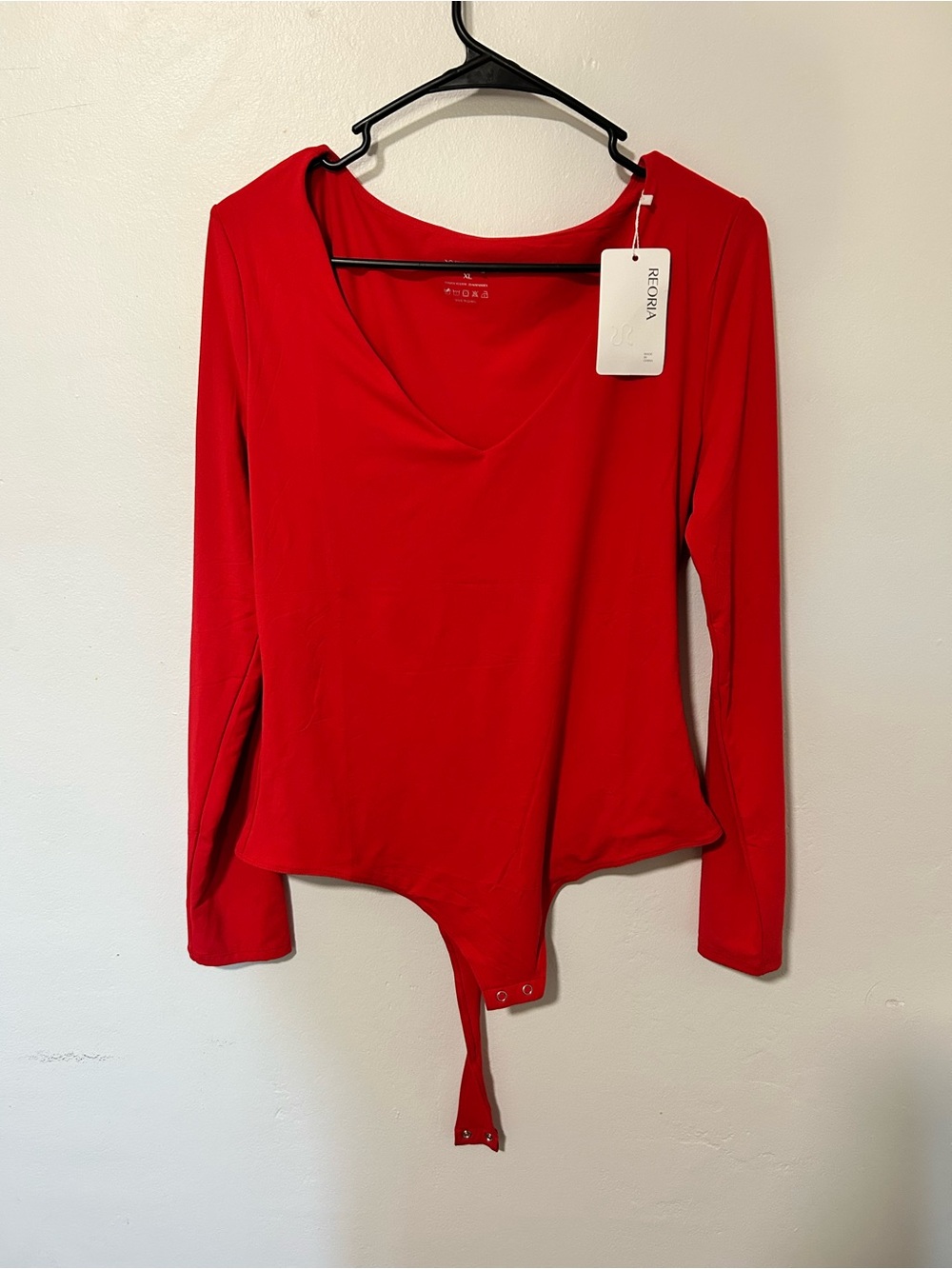 ReoRia Red Long-Sleeve V-Neck Bodysuit